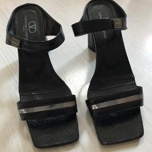 Size 6 Valentino shoes